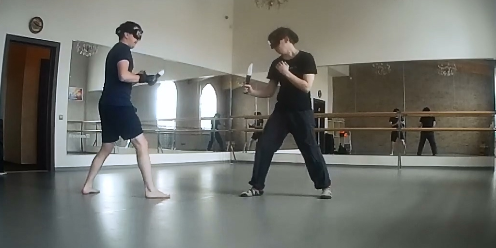 тренировки в зале студии Реверанс